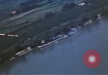 Standbild amerikanische Flugzeuge Korsika Frankreich, 1944, aus Sekunde 15 historischem Filmmaterial Videoclip 65675059814
