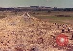 Immagine di Danneggiato ferrovia via Francia, 1944, secondo 5 filmato di repertorio 65675059826