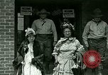 Image stagecoach Ypsilanti Michigan USA, 1923, de la seconde 30 séquences d'archives historiques vidéo 65675059831