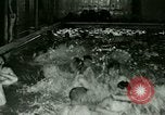 Standbild Wasser Rettung United States USA, 1923, aus Sekunde 19 historischem Filmmaterial Videoclip 65675059832