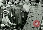Image Équipement de rivetage United States USA, 1923, de la seconde 11 séquences d'archives historiques vidéo 65675059834