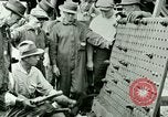 Image Équipement de rivetage United States USA, 1923, de la seconde 12 séquences d'archives historiques vidéo 65675059834