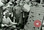 Image Équipement de rivetage United States USA, 1923, de la seconde 14 séquences d'archives historiques vidéo 65675059834