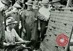 Image Équipement de rivetage United States USA, 1923, de la seconde 20 séquences d'archives historiques vidéo 65675059834
