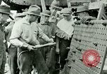 Image Équipement de rivetage United States USA, 1923, de la seconde 22 séquences d'archives historiques vidéo 65675059834
