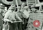 Image Équipement de rivetage United States USA, 1923, de la seconde 23 séquences d'archives historiques vidéo 65675059834