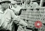 Image Équipement de rivetage United States USA, 1923, de la seconde 32 séquences d'archives historiques vidéo 65675059834
