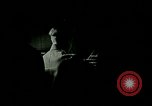 Standbild Hand drücken United States USA, 1923, aus Sekunde 16 historischem Filmmaterial Videoclip 65675059838