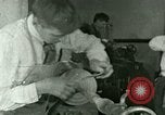 Standbild Holzarbeiten United States USA, 1923, aus Sekunde 10 historischem Filmmaterial Videoclip 65675059840
