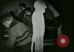Standbild Holzarbeiten United States USA, 1923, aus Sekunde 20 historischem Filmmaterial Videoclip 65675059840