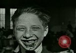 Standbild Speisesaal United States USA, 1923, aus Sekunde 28 historischem Filmmaterial Videoclip 65675059842