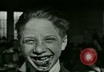 Standbild Speisesaal United States USA, 1923, aus Sekunde 30 historischem Filmmaterial Videoclip 65675059842