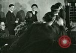 Standbild class Zimmer United States USA, 1923, aus Sekunde 29 historischem Filmmaterial Videoclip 65675059843