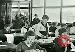 Standbild nähen Klasse United States USA, 1923, aus Sekunde 6 historischem Filmmaterial Videoclip 65675059845