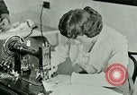 Standbild nähen Klasse United States USA, 1923, aus Sekunde 21 historischem Filmmaterial Videoclip 65675059845