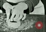 Standbild Modelliermasse United States USA, 1923, aus Sekunde 14 historischem Filmmaterial Videoclip 65675059846