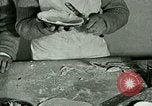 Standbild Kochkurse für amerikanischen Jungen und Mädchen United States USA, 1923, aus Sekunde 62 historischem Filmmaterial Videoclip 65675059847
