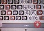 Image Talking Machine à écrire Illinois United States USA, 1967, de la seconde 5 séquences d'archives historiques vidéo 65675059874