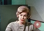 Image Mères des enfants du projet Breakthrough Illinois United States USA, 1967, de la seconde 30 séquences d'archives historiques vidéo 65675059877