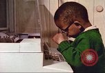 Image Les enfants afro-américains Illinois United States USA, 1967, de la seconde 60 séquences d'archives historiques vidéo 65675059879