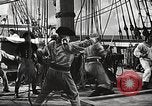 Standbild United State Marine Seeleute im Kampf United States USA, 1956, aus Sekunde 62 historischem Filmmaterial Videoclip 65675059913