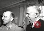 Standbild Omar Bradley Washington DC USA, 1951, aus Sekunde 39 historischem Filmmaterial Videoclip 65675059929