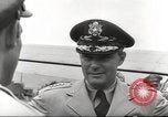 Standbild Allgemeine Vandenberg Taegu Korea, 1951, aus Sekunde 34 historischem Filmmaterial Videoclip 65675059930