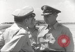 Immagine di Vandenberg generale Giappone, 1951, secondo 17 filmato di repertorio 65675059934