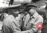 Immagine di Vandenberg generale Giappone, 1951, secondo 34 filmato di repertorio 65675059934