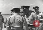 Immagine di Vandenberg generale Giappone, 1951, secondo 40 filmato di repertorio 65675059934