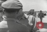 Immagine di Vandenberg generale Giappone, 1951, secondo 56 filmato di repertorio 65675059934