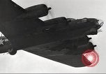 Standbild B-17 Flugzeuge europäische Theater, 1942, aus Sekunde 7 historischem Filmmaterial Videoclip 65675059936
