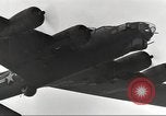 Standbild B-17 Flugzeuge europäische Theater, 1942, aus Sekunde 14 historischem Filmmaterial Videoclip 65675059936