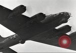 Standbild B-17 Flugzeuge europäische Theater, 1942, aus Sekunde 21 historischem Filmmaterial Videoclip 65675059936