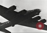 Standbild B-17 Flugzeuge europäische Theater, 1942, aus Sekunde 23 historischem Filmmaterial Videoclip 65675059936