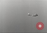 Standbild B-17 Flugzeuge europäische Theater, 1942, aus Sekunde 59 historischem Filmmaterial Videoclip 65675059936
