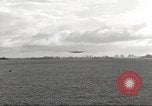 Standbild B-17 Flugzeuge europäische Theater, 1942, aus Sekunde 25 historischem Filmmaterial Videoclip 65675059937