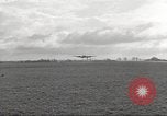 Standbild B-17 Flugzeuge europäische Theater, 1942, aus Sekunde 27 historischem Filmmaterial Videoclip 65675059937