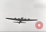 Standbild B-17 Flugzeuge europäische Theater, 1942, aus Sekunde 15 historischem Filmmaterial Videoclip 65675059938