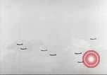 Standbild B-17 Flugzeuge europäische Theater, 1942, aus Sekunde 27 historischem Filmmaterial Videoclip 65675059938