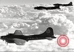 Standbild B-17 Flugzeuge europäische Theater, 1942, aus Sekunde 3 historischem Filmmaterial Videoclip 65675059939