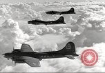 Standbild B-17 Flugzeuge europäische Theater, 1942, aus Sekunde 23 historischem Filmmaterial Videoclip 65675059939