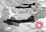 Standbild B-17 Flugzeuge europäische Theater, 1942, aus Sekunde 25 historischem Filmmaterial Videoclip 65675059939