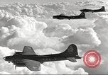 Standbild B-17 Flugzeuge europäische Theater, 1942, aus Sekunde 57 historischem Filmmaterial Videoclip 65675059939