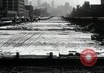 Immagine di Autostrada sopraelevata New York City USA, 1930, secondo 24 filmato di repertorio 65675059948