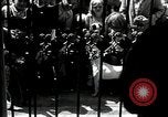 Standbild Elektrotherapie oder Strahlentherapie auf Hunde San Francisco California USA, 1930, aus Sekunde 3 historischem Filmmaterial Videoclip 65675059949