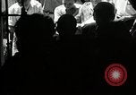 Standbild Elektrotherapie oder Strahlentherapie auf Hunde San Francisco California USA, 1930, aus Sekunde 12 historischem Filmmaterial Videoclip 65675059949