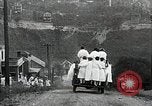 Standbild weibliche Feuerwehrleute Chalfont Pennsylvania USA, 1930, aus Sekunde 12 historischem Filmmaterial Videoclip 65675059952
