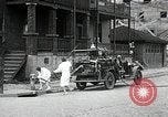 Standbild weibliche Feuerwehrleute Chalfont Pennsylvania USA, 1930, aus Sekunde 21 historischem Filmmaterial Videoclip 65675059952
