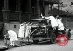 Standbild weibliche Feuerwehrleute Chalfont Pennsylvania USA, 1930, aus Sekunde 25 historischem Filmmaterial Videoclip 65675059952